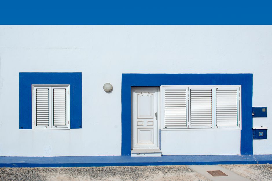 Home Paint Outdoors And Interiors Checklist: Home Paint Outdoors and Interiors: What Holds